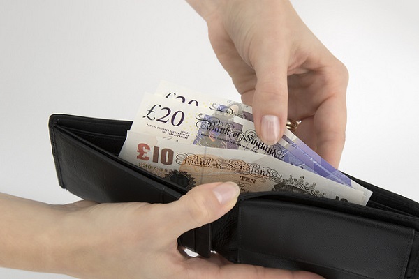 sterling notes BoE stock image 600px