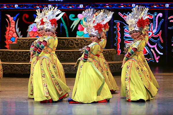 China-dance-600