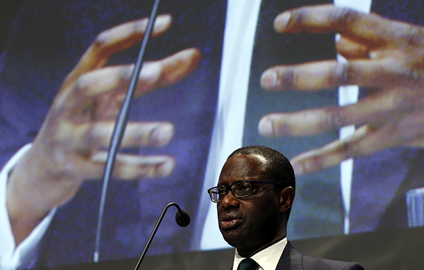 Tidjane Thiam hands-R-600