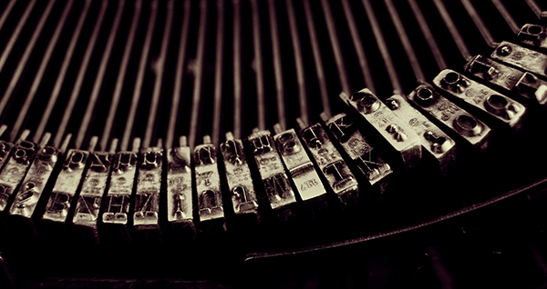 typewriter-600