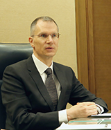 160x186Gerhard Radtke Davis Polk & Wardwell