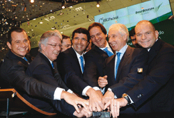 The chiefs ring the bell for trading on the day of BTG Pactual’s IPO