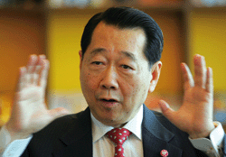 Dhanin Chearavanont and family are up in arms about investors’ attitude to Red Dragon
