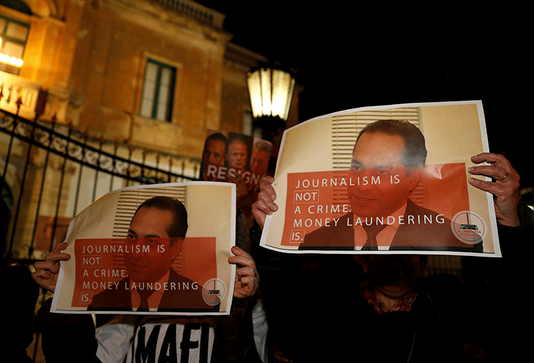 Ali-Sadr-Hashemi-Nejad-protest-R-780