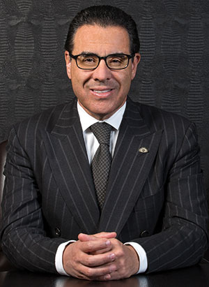 ALEJANDRO-VALENZUELA-300.jpg