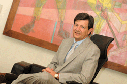 Roberto Setúbal, chief executive of Itaú Unibanco, sits on the board and is also a member of the council of the International Monetary Conference and of the international advisory committees of the Federal Reserve Bank of New York and the New York Stock Exchange