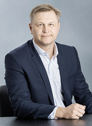 Vyacheslav Solomin-300