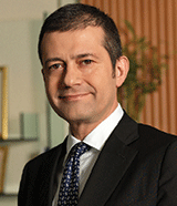 Hakan-Binbasgil-akbank-AfE-160x186