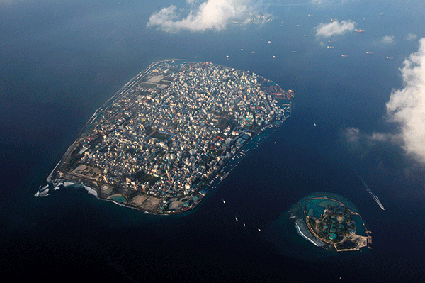 Maldives-600
