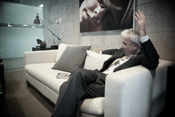 Peter Sands, Standard Chartered chief executive