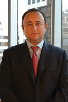 Claudio Larrain, Larrain Vial