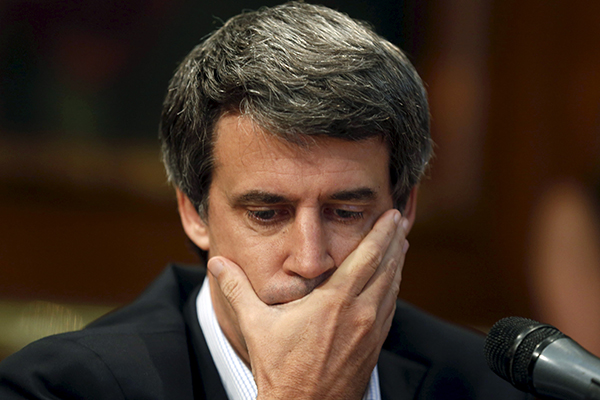 Alfonso Prat-Gay sombre-R-600