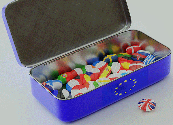 Brexit-tin-flags-600