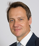 Julian-Oakley-160x186