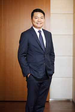 Mr-Lawrence-Loh-250x375