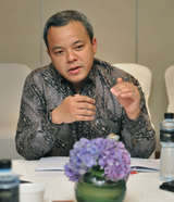 160x186_Aldian Taloputra Standard Chartered