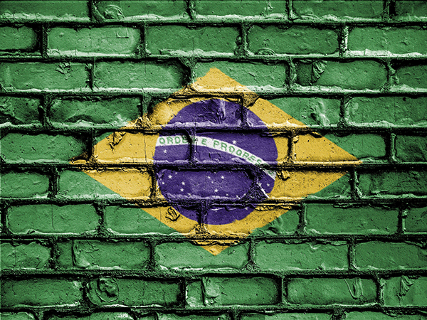 Brazil-flag-brick-wall-600