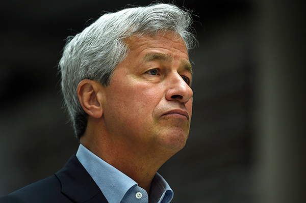 Jamie-Dimon-glum-R-600