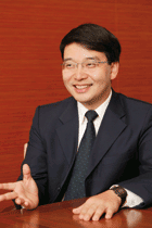 Eric Wong, UBS