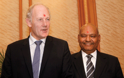 Cairn Energy chief executive Bill Gammell (left) and Vedanta chairman Anil Agarwal: obstructed by protocol, bureaucracy and a jealous rival