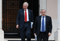 Charles Dallara criticizes the stance of the IMF in the Greek debt negotiations