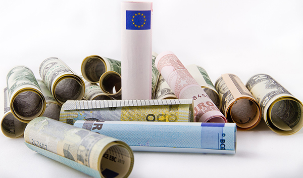 euro dollar rolls-600