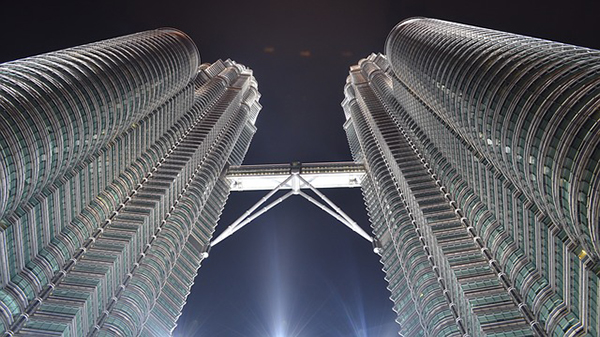 Petronas kuala lumper-600