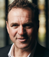 Niall_Ferguson-160x186