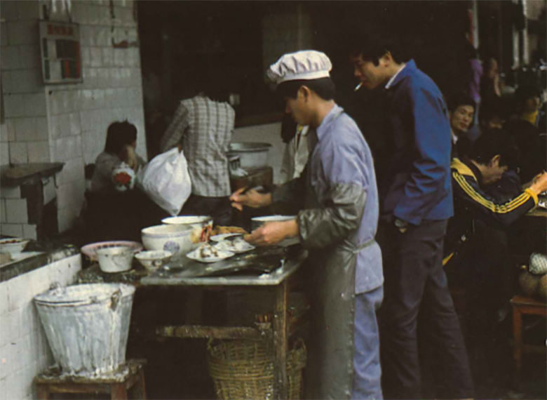 April_1985_China_food_780