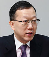 David-Chin2-160x186.jpg