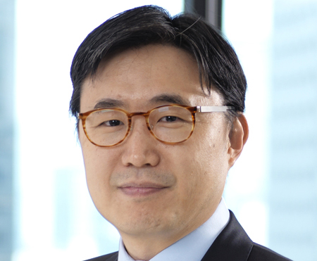 Soo-Cheon-Lee-SC-Lowy-450.jpg