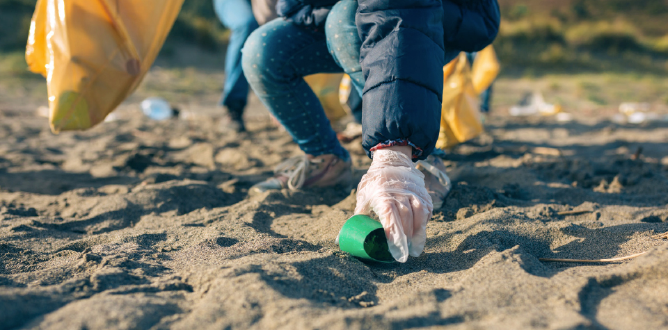 green-hopes-feature2-beach-clean-960.jpg