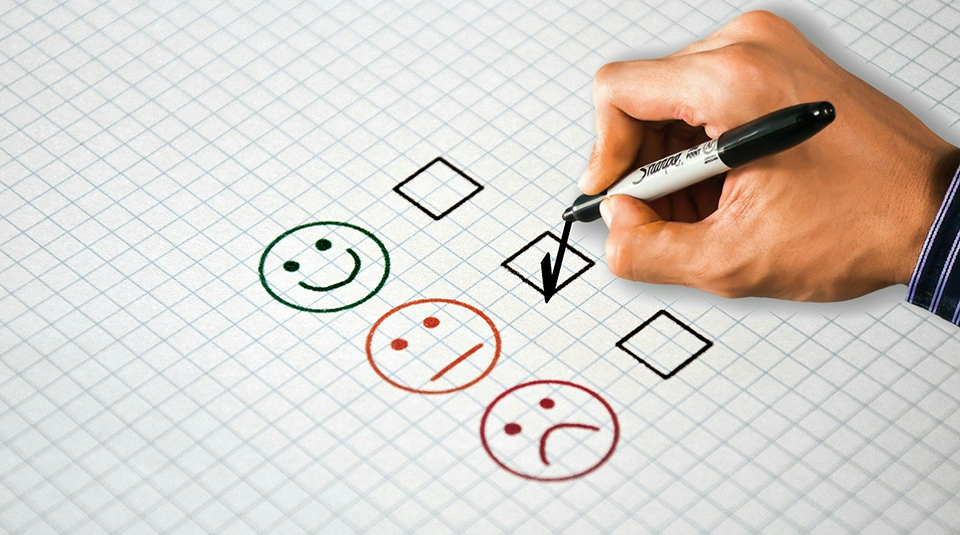 feedback-happy-sad-faces-tick-cross-average-960.jpg