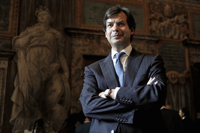 Carlo-Messina official 780px