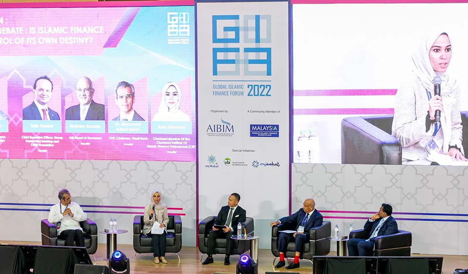 Alaa-Alaabed-speaking-debate-960jpg.jpg