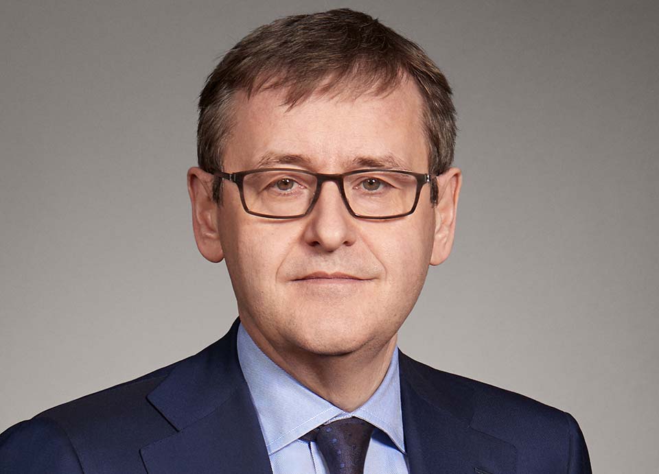 David-Mathers_Credit-Suisse-2022-.jpg