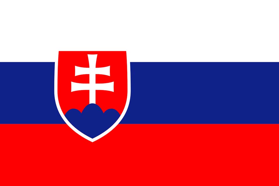 flags/slovakia-162421_1280.jpg