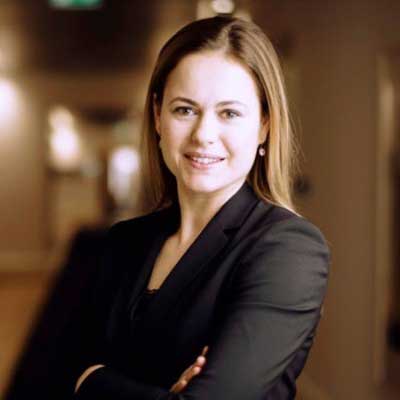 Anke-Bridge-Haux-400x400.jpg
