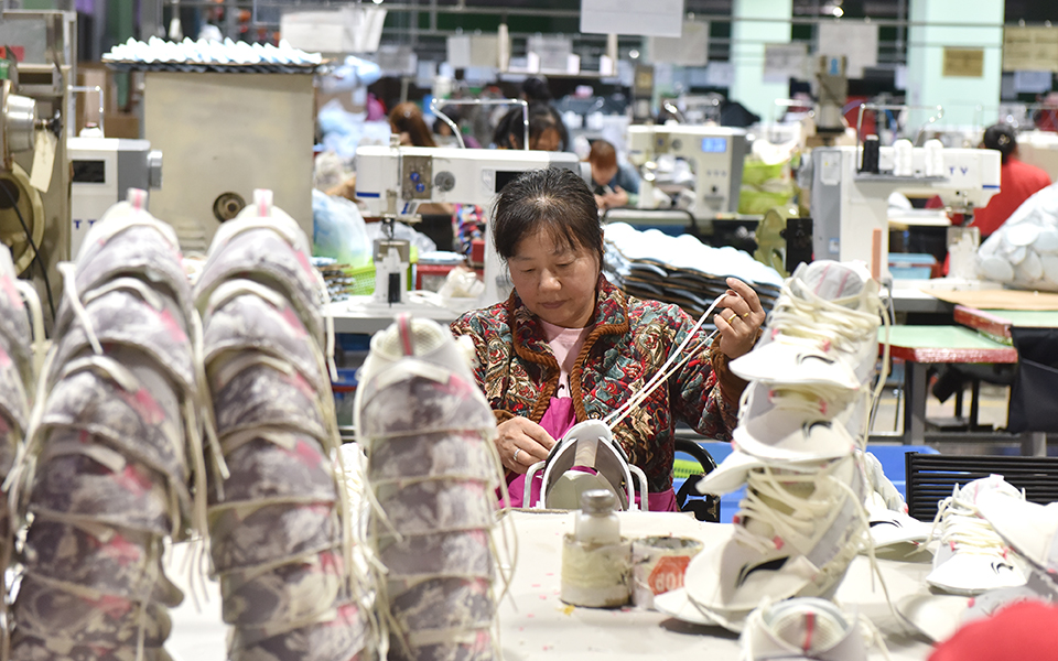 Asia-factory-worker-Getty-960.jpg
