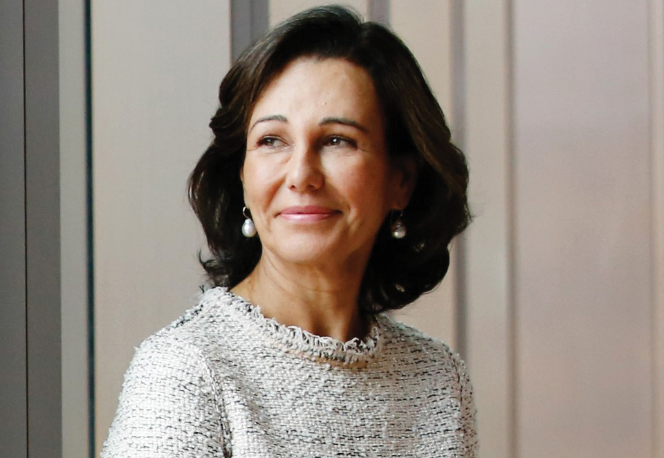 Ana-Botin-smile-2022-960.jpg