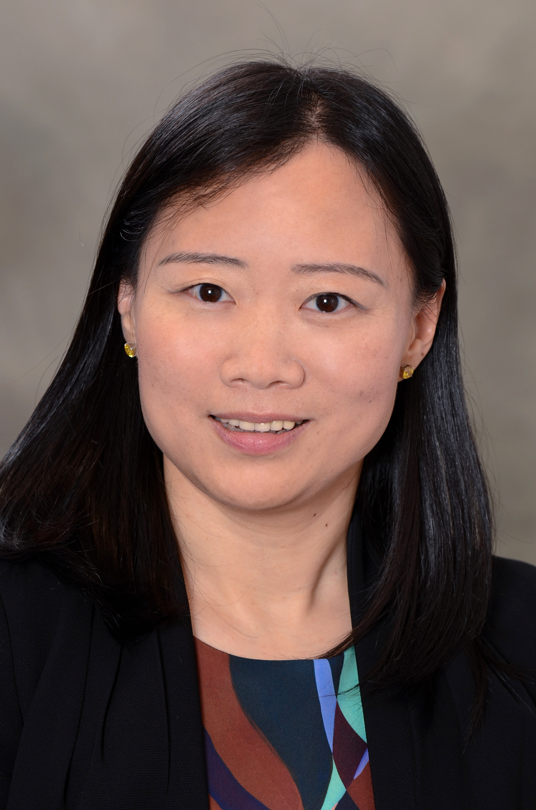 Cao_Lia Headshot 2019.jpg
