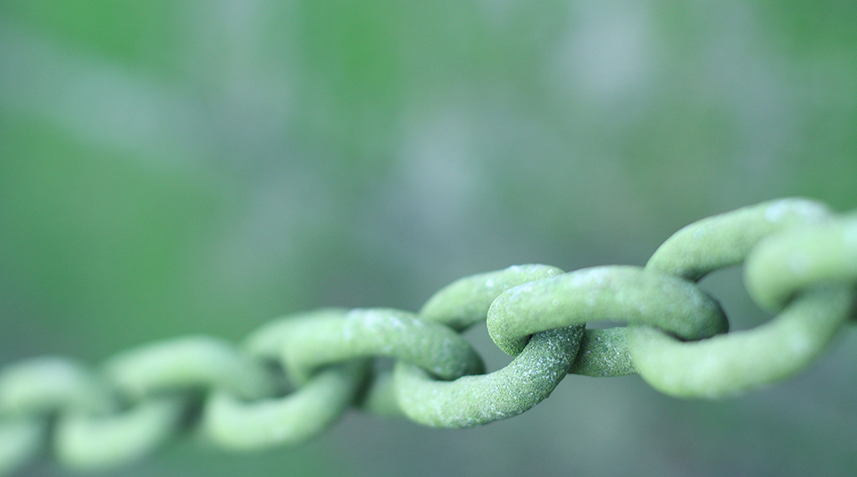 chain-links-green-free-960x535.png