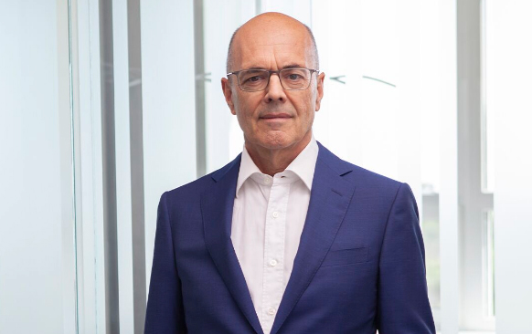 Gerhard-Boesch-PrivatBank-582.jpg