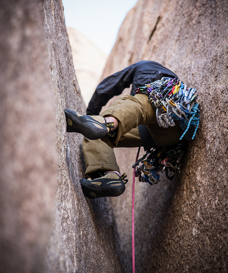 rock-climbing-hard-place-ropes-780.jpg