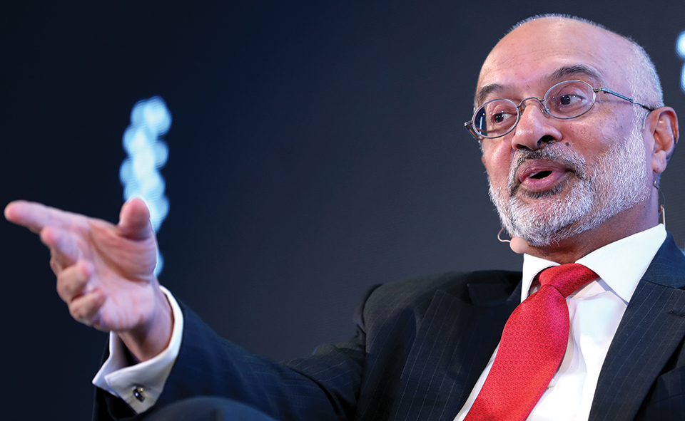 Piyush-Gupta-DBS-hand-Getty-960.jpg