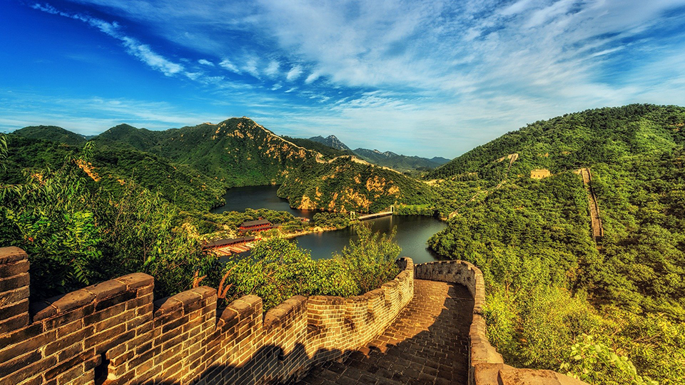 Great-wall-of-China-green-960.jpg