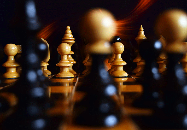 chess-blur-780