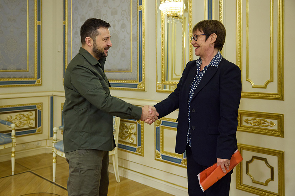 Renaud-Basso-with-Zelensky-960.jpg