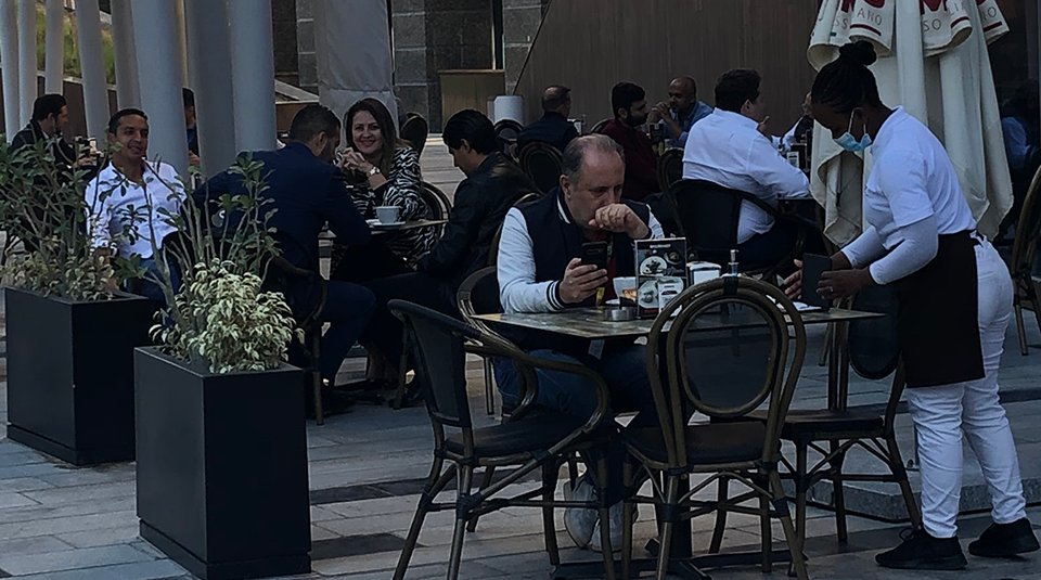 Dubai-cafe-covid-2-960x535.png