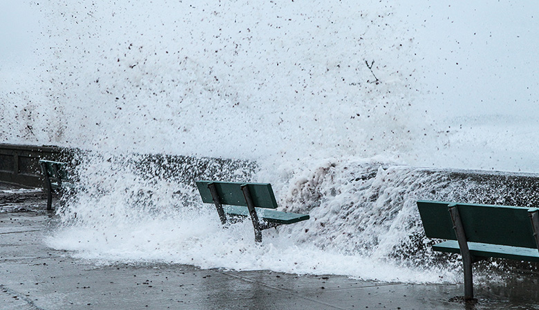 sea-storm-bench-surge-780.jpg